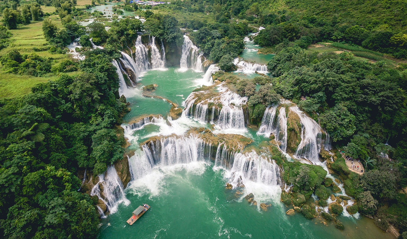 ban gioc water fall